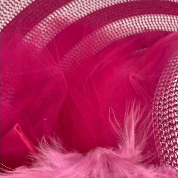 Queen fuchsia feathered derby hats main image 4